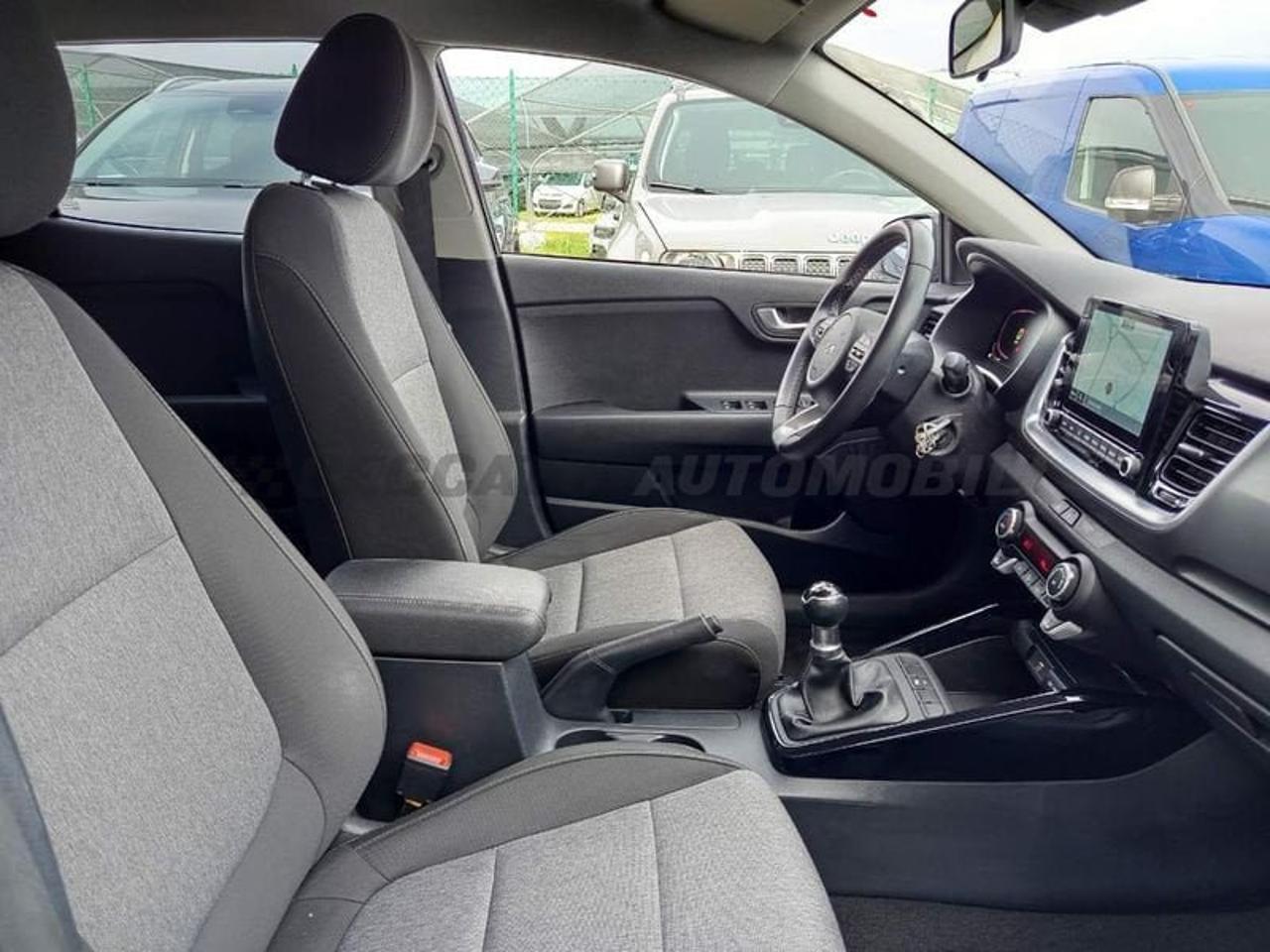 Kia Kia Stonic usata 17