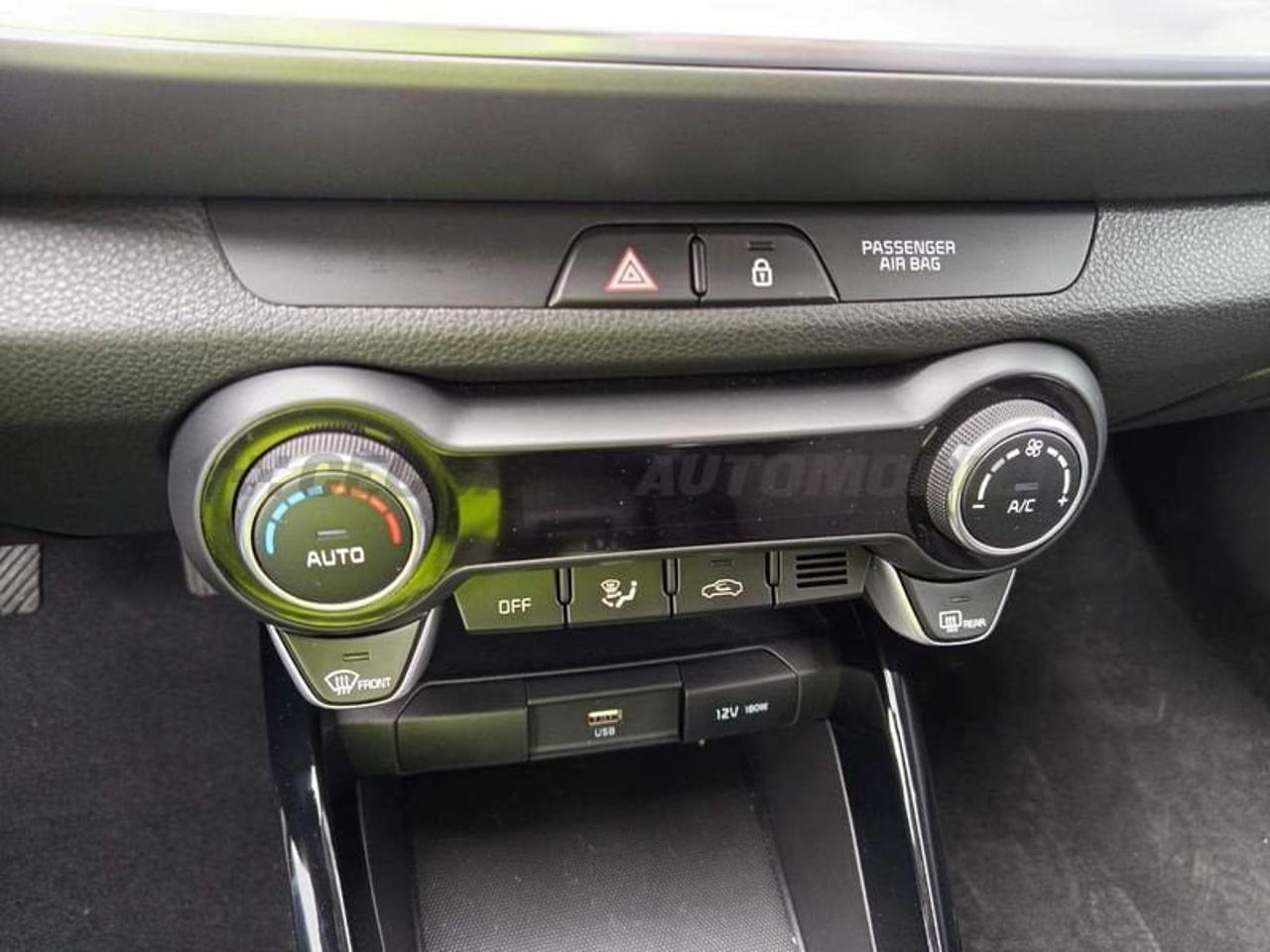 Kia Kia Stonic usata, con GPS