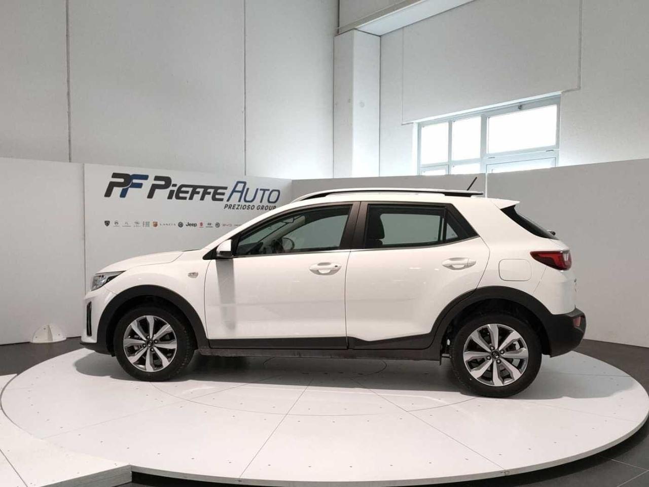 Kia Kia Stonic usata 11