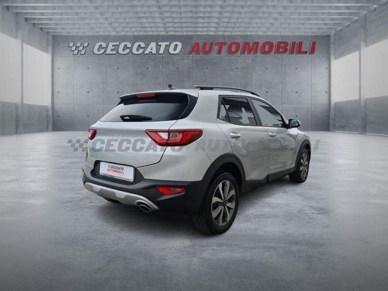 Kia Kia Stonic usata 9