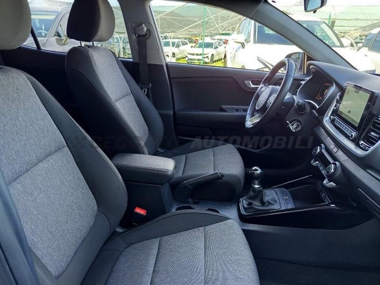Kia Kia Stonic usata 13