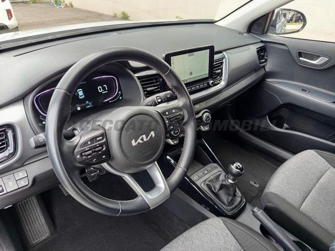 Kia Kia Stonic usata 12