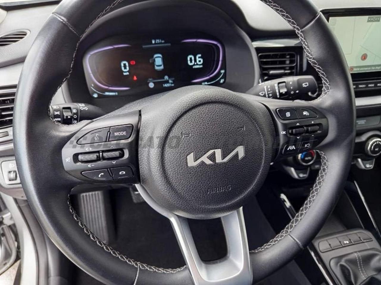 Kia Kia Stonic usata 15