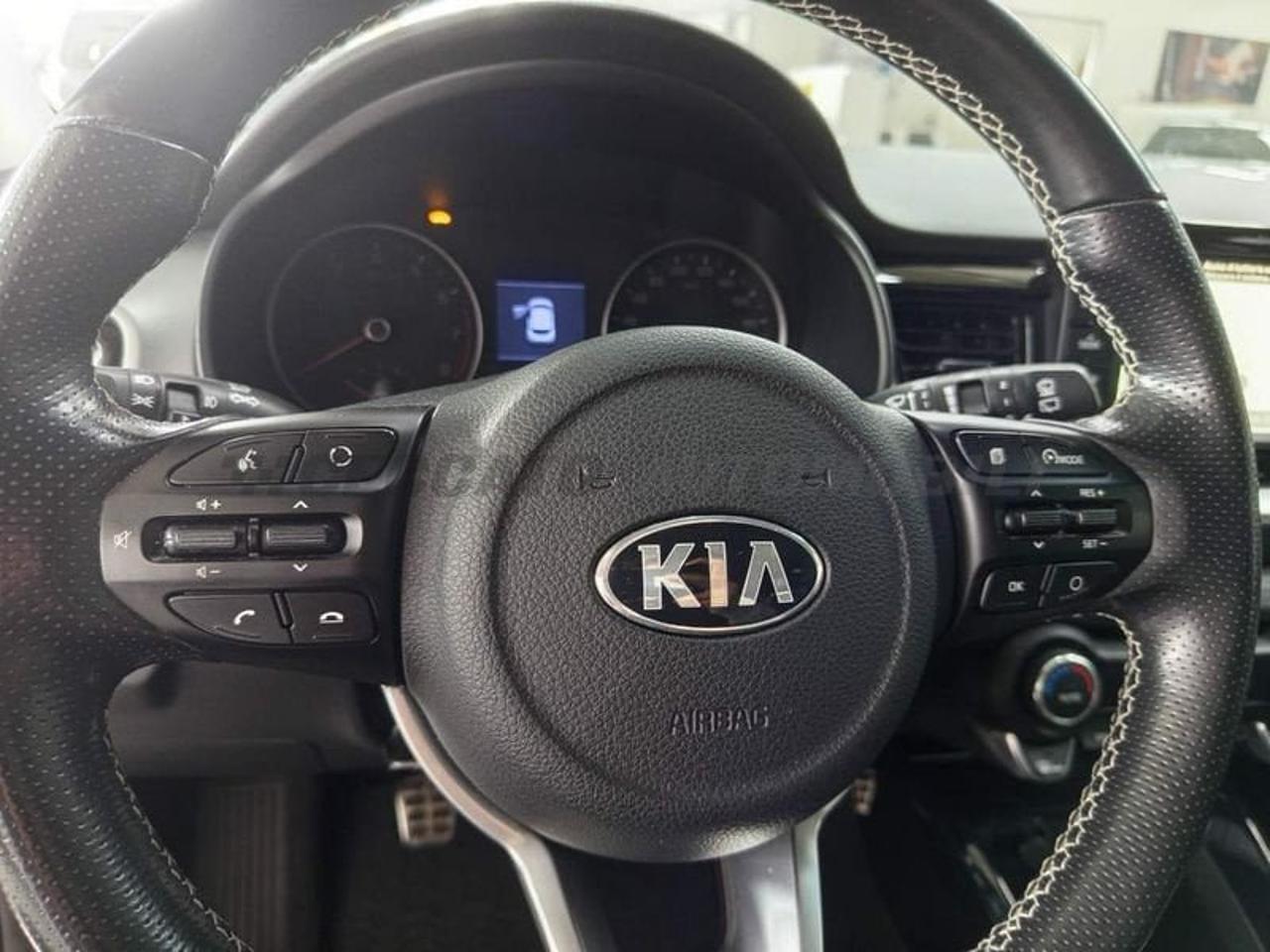 Kia Kia Stonic usata 14