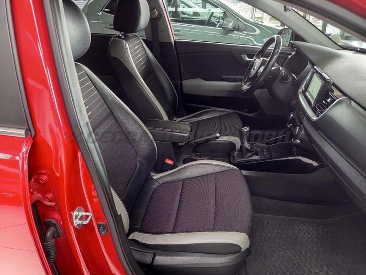 Kia Kia Stonic usata 18