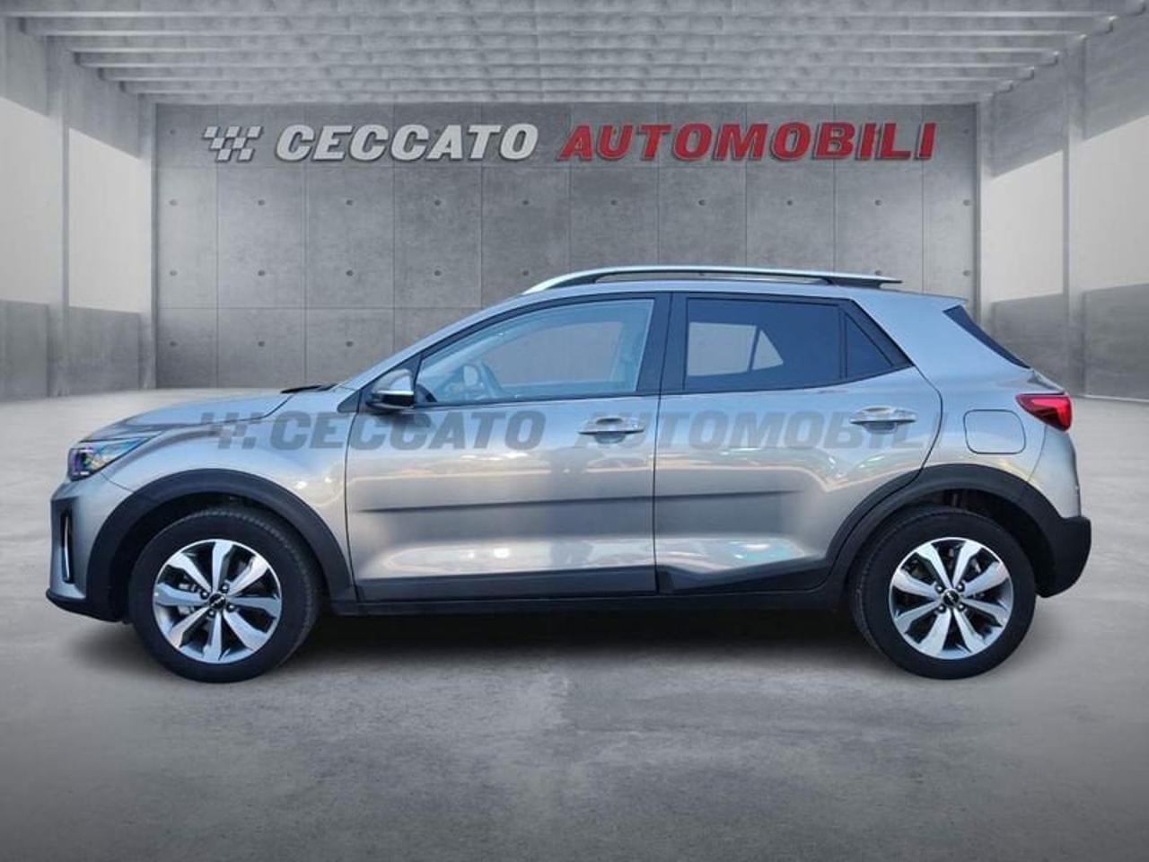 Kia Kia Stonic usata 11