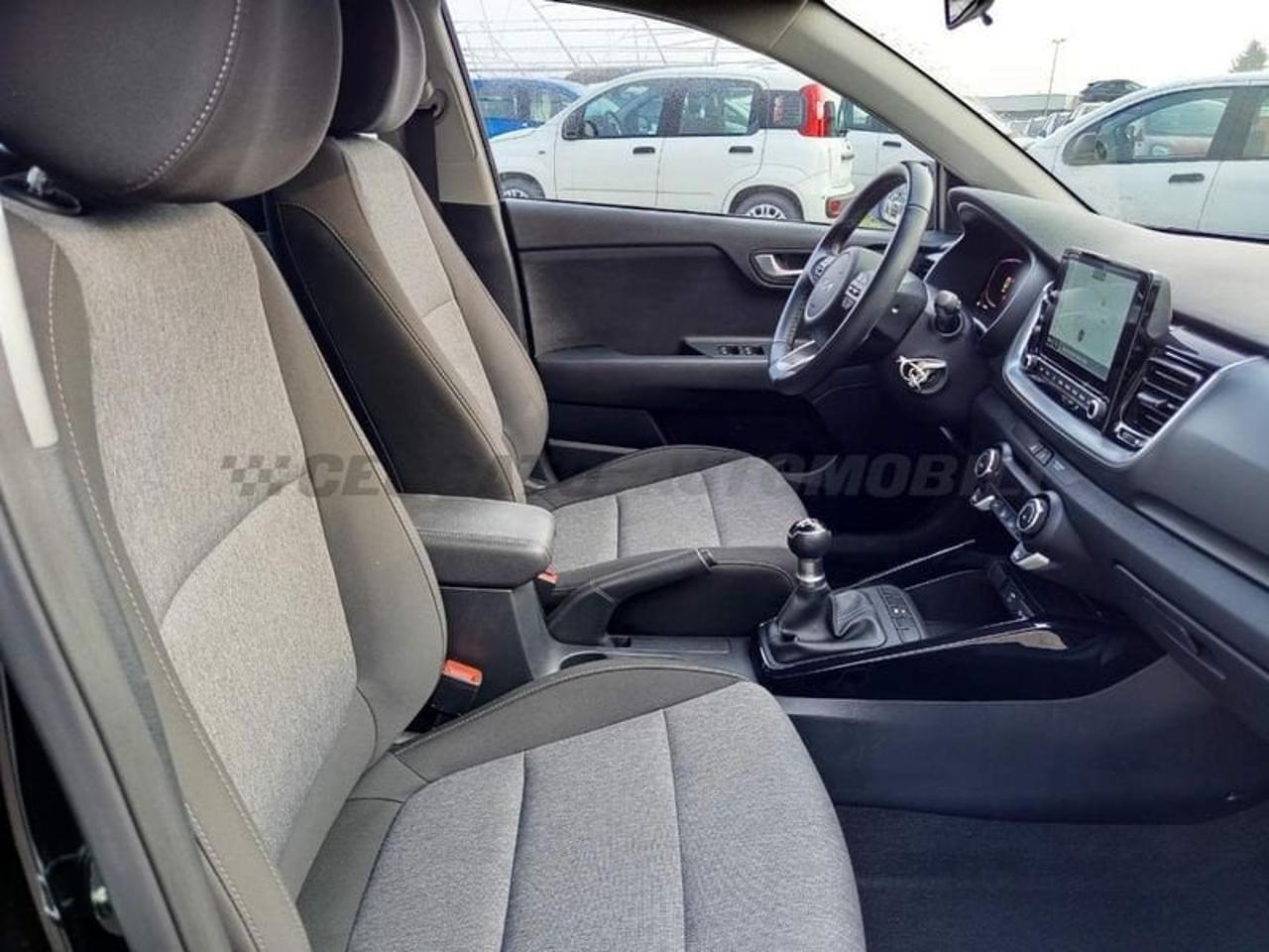 Kia Kia Stonic usata 17