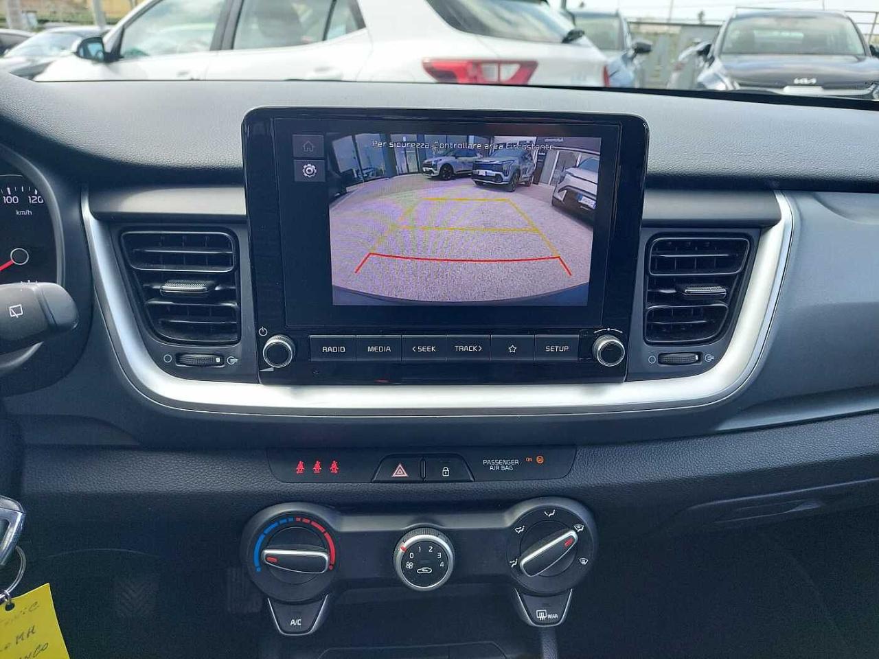 Kia Kia Stonic usata 9