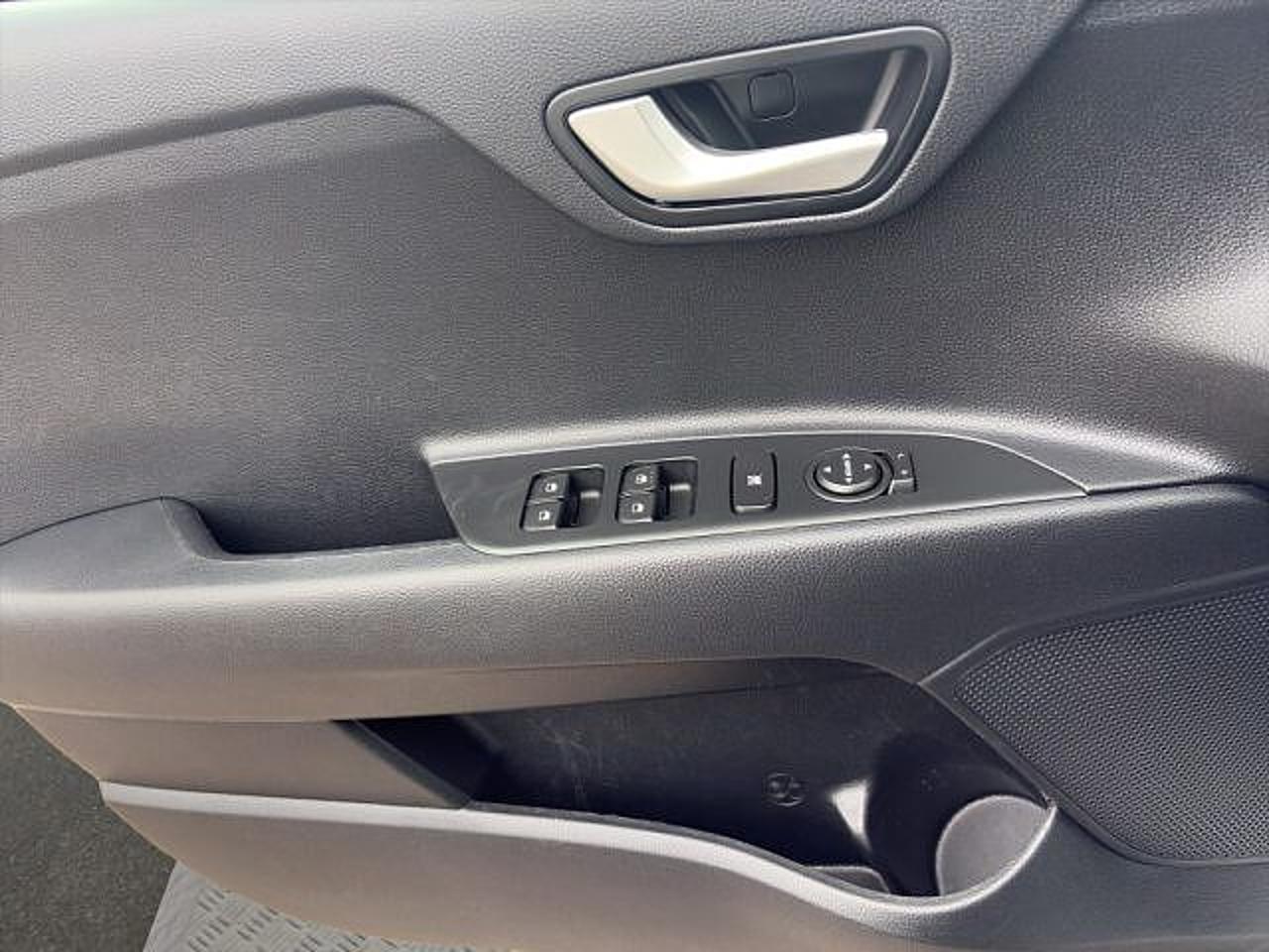 Kia Kia Stonic usata 9