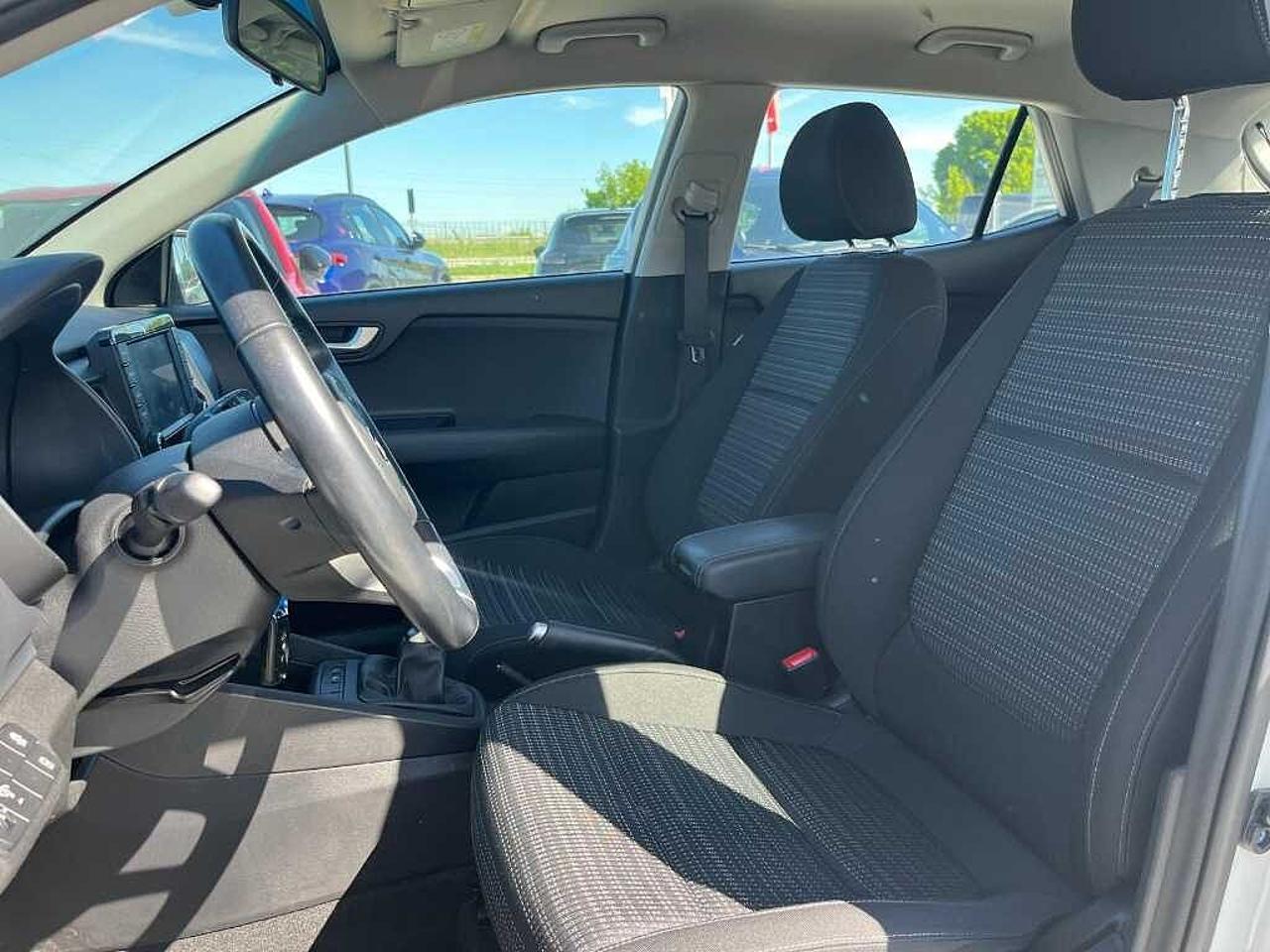 Kia Kia Stonic usata 9
