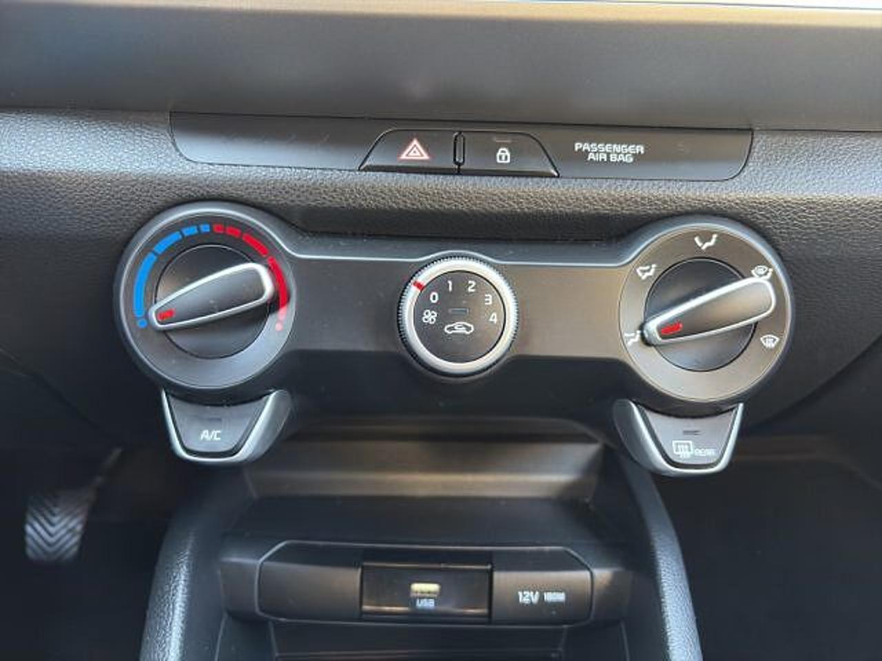 Kia Kia Stonic usata 13