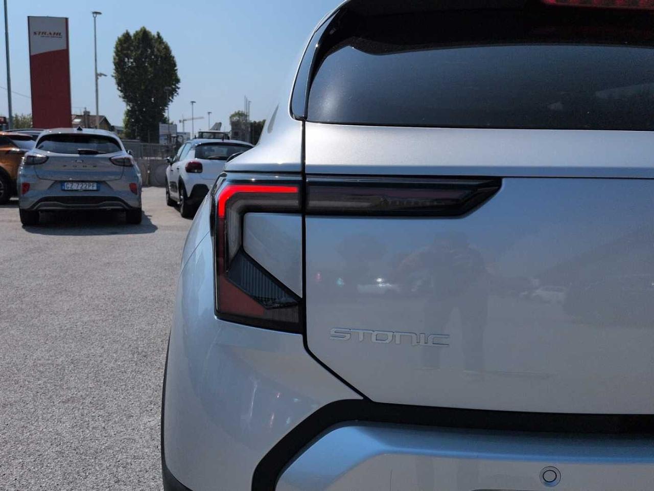 Kia Kia Stonic usata 8