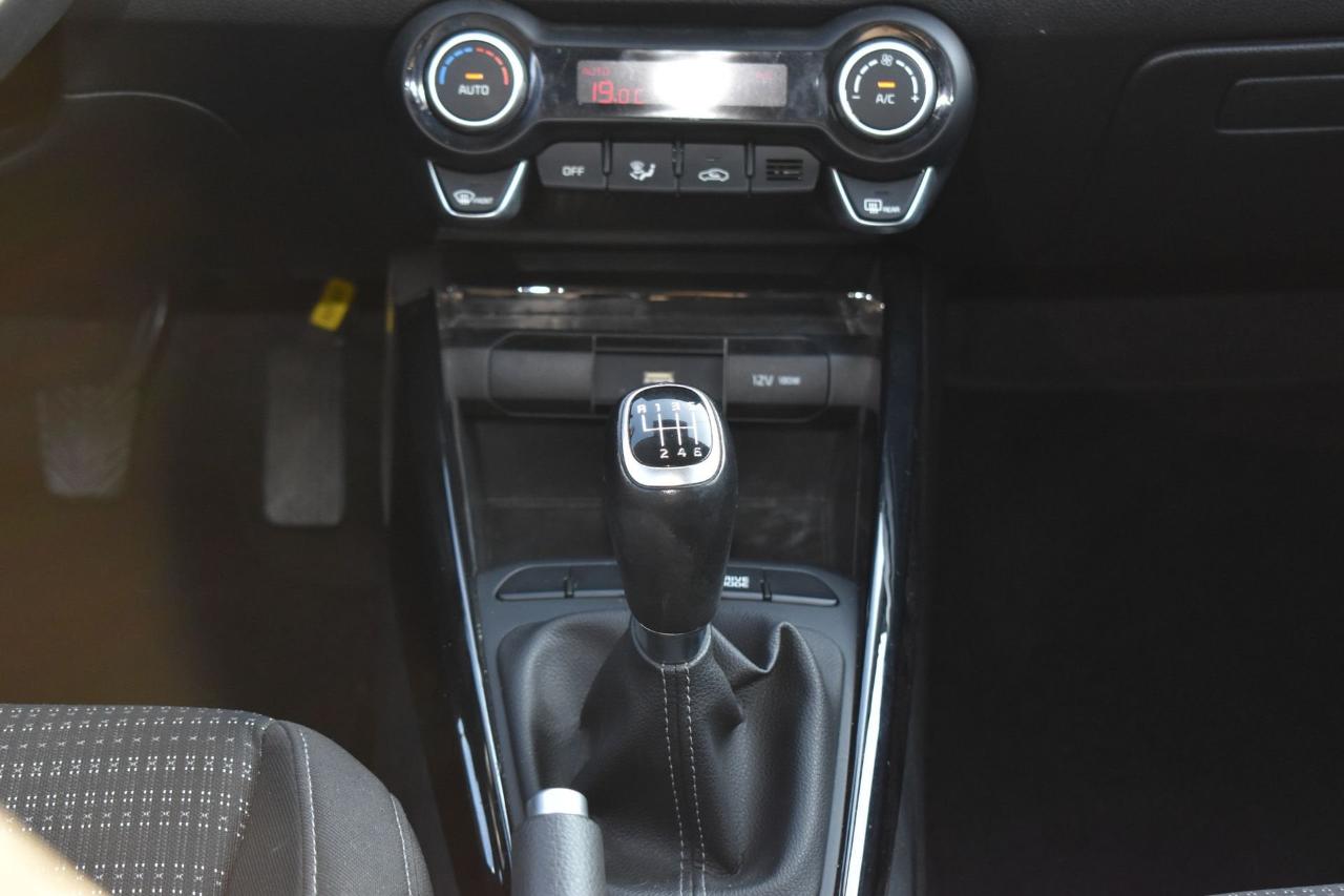 Kia Kia Stonic usata 4
