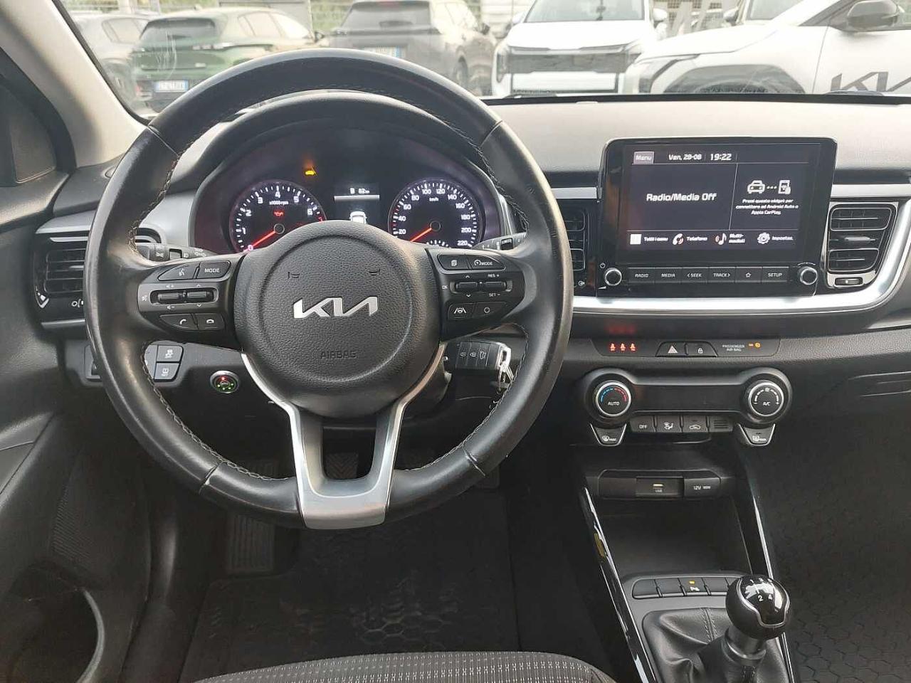 Kia Kia Stonic usata 8