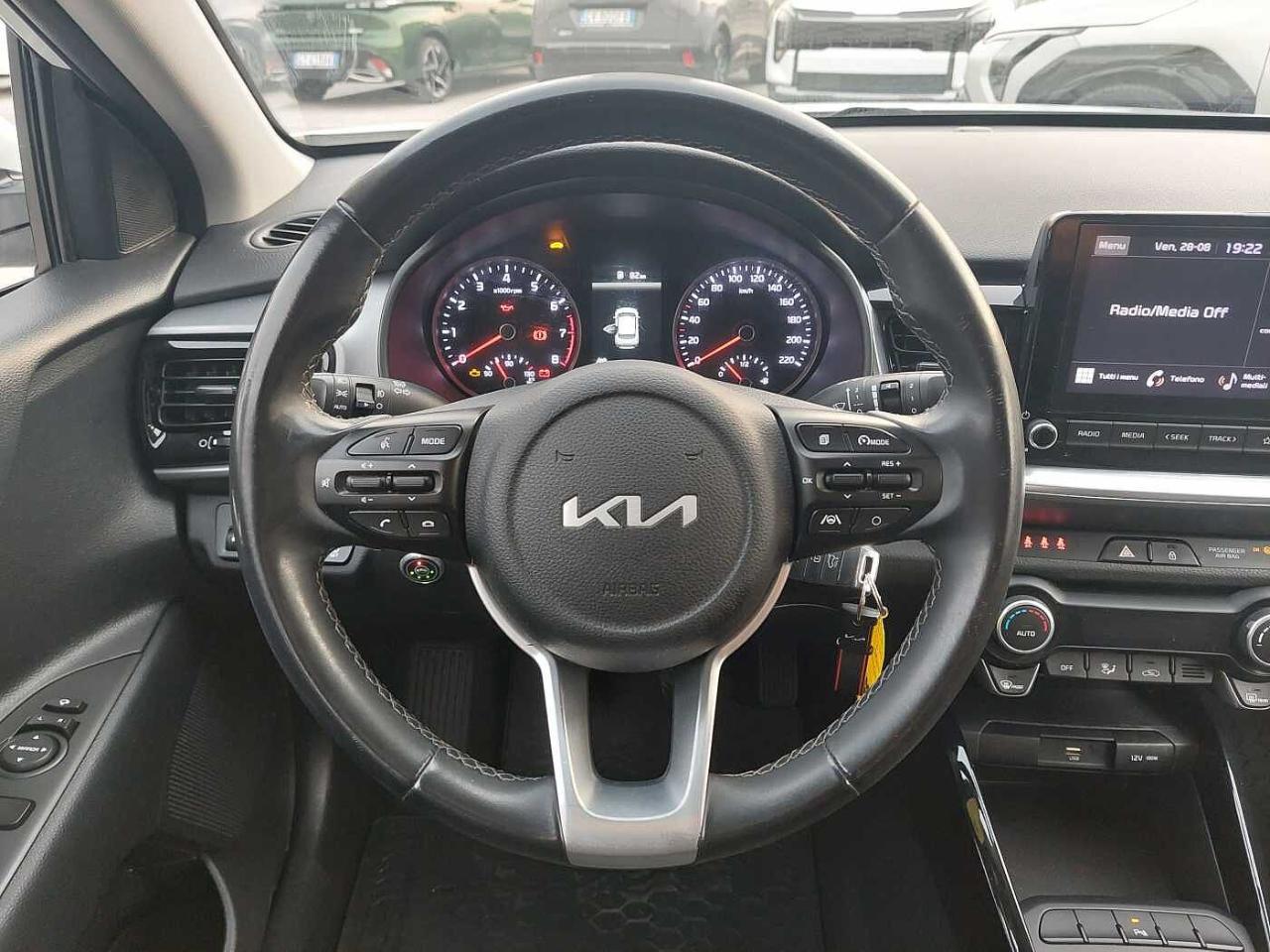 Kia Kia Stonic usata 10