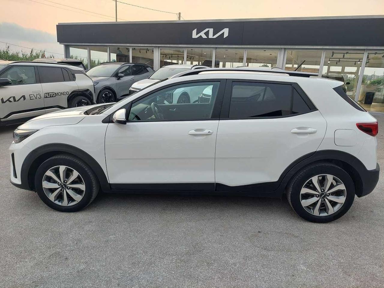 Kia Kia Stonic usata 11