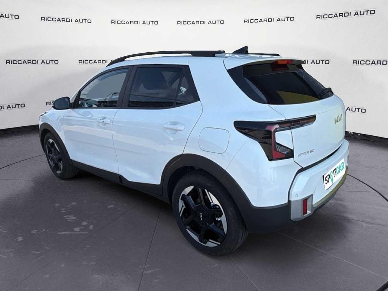 Kia Kia Stonic usata 14