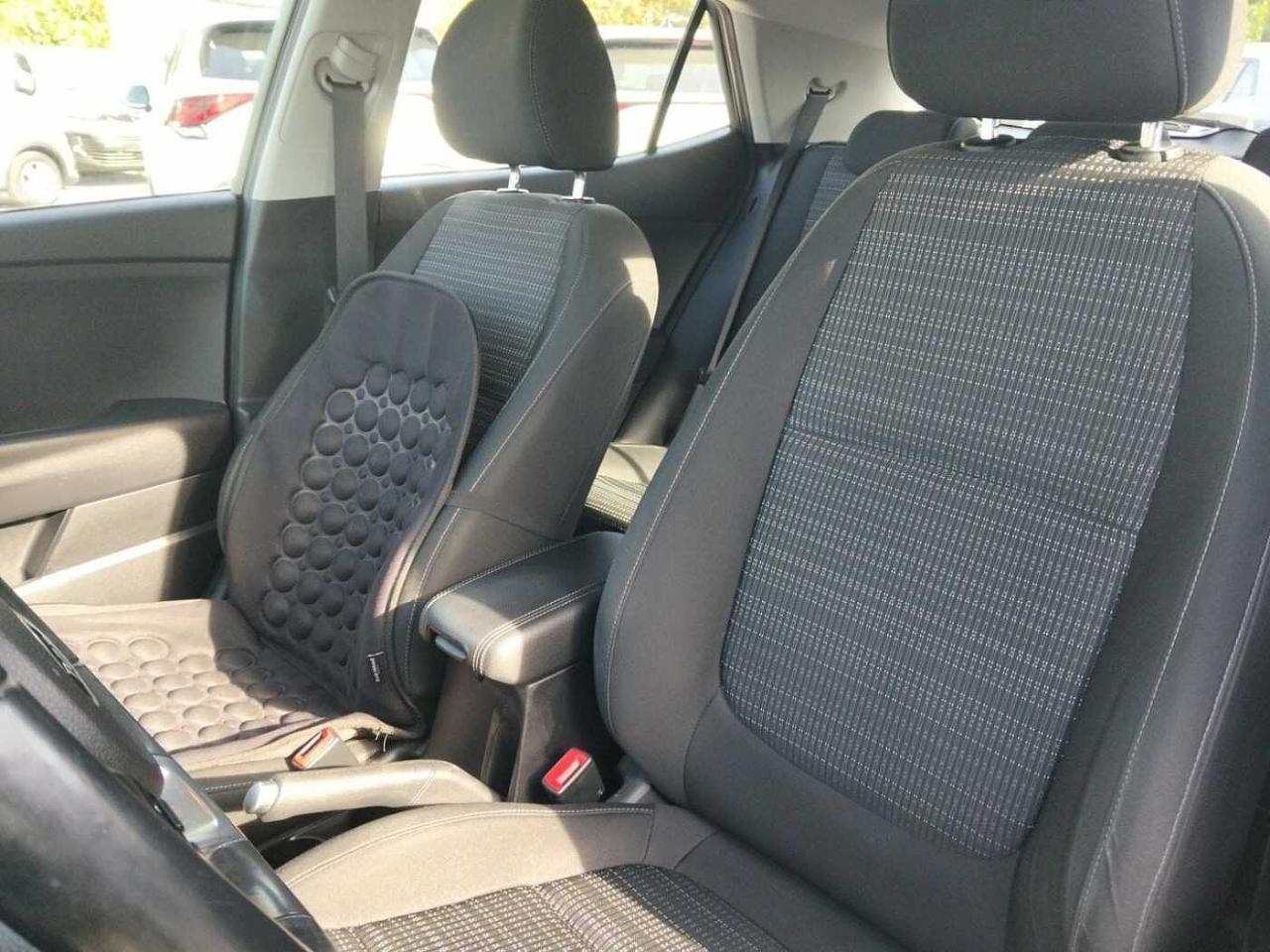 Kia Kia Stonic usata 8