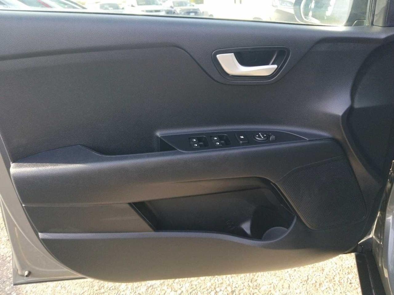 Kia Kia Stonic usata 12