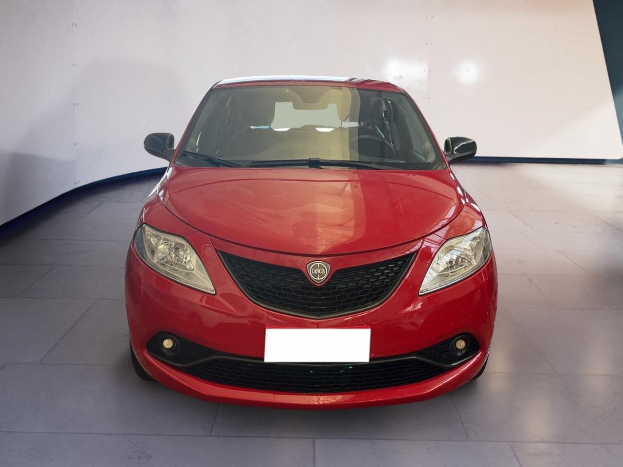 lancia ypsilon ypsilon iii 2015 1.0 hybrid gold s and s 70cv usata