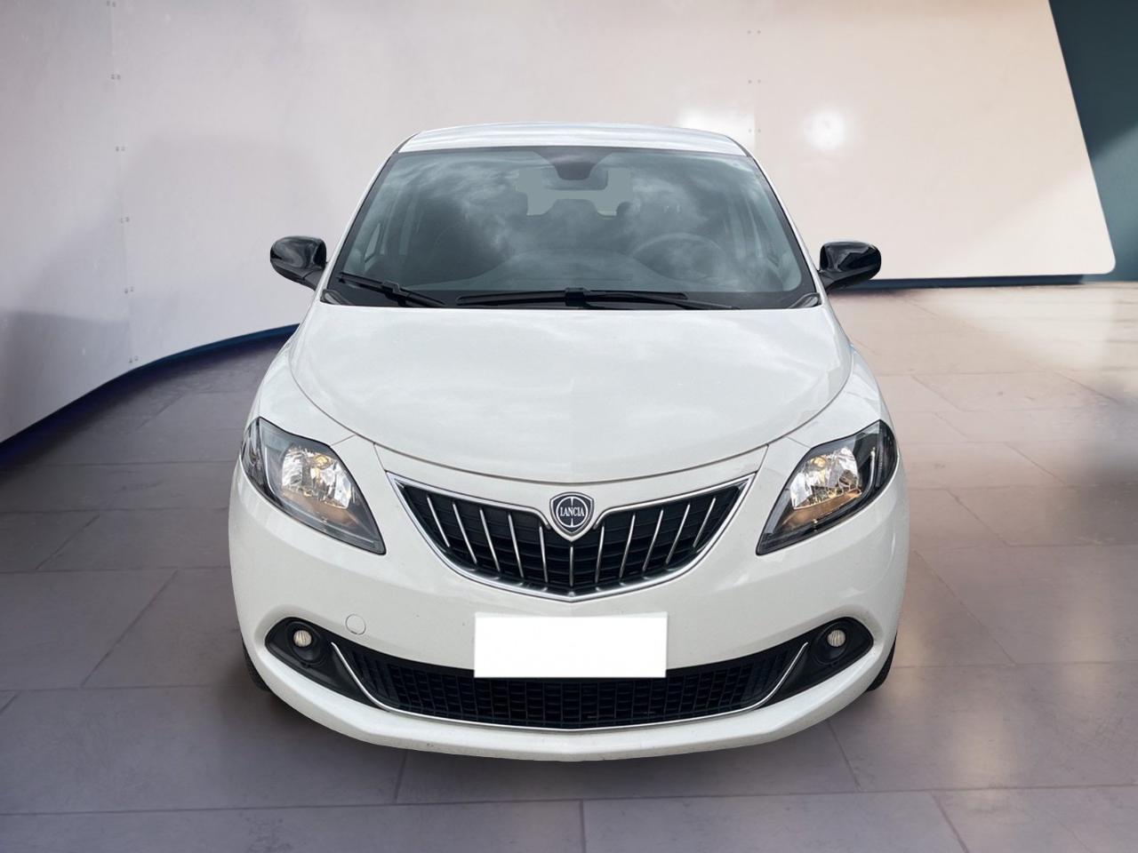 lancia ypsilon ypsilon iii 2021 1.0 firefly hybrid gold s and s 70cv usata