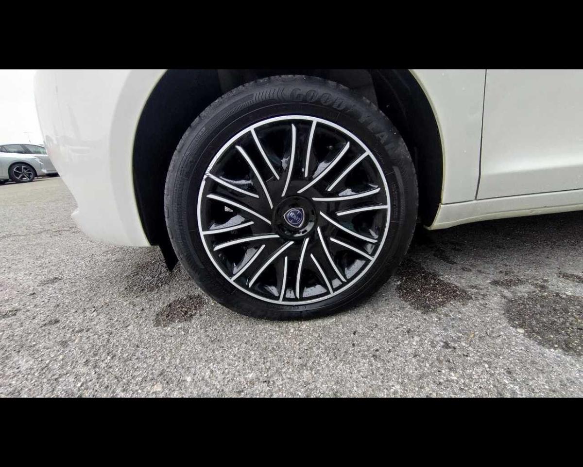 Lancia Lancia Ypsilon usata, con Caricabatterie di bordo da 7,4 kW