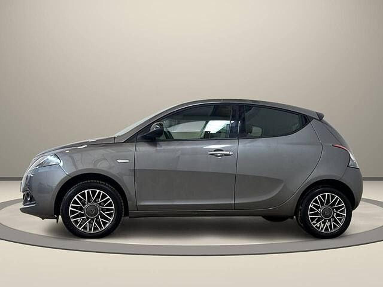 Lancia Lancia Ypsilon usata 22