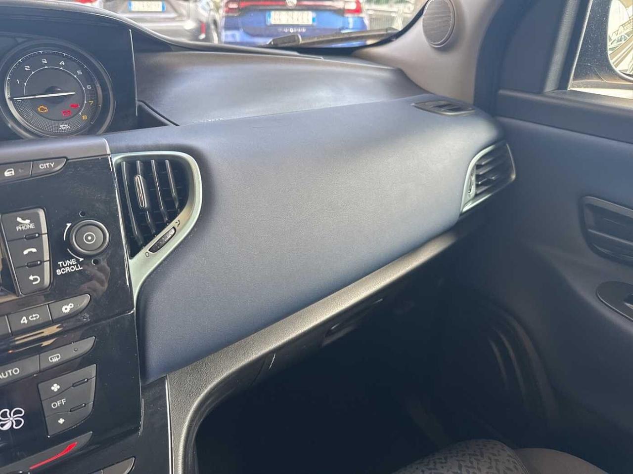 Lancia Lancia Ypsilon usata 10