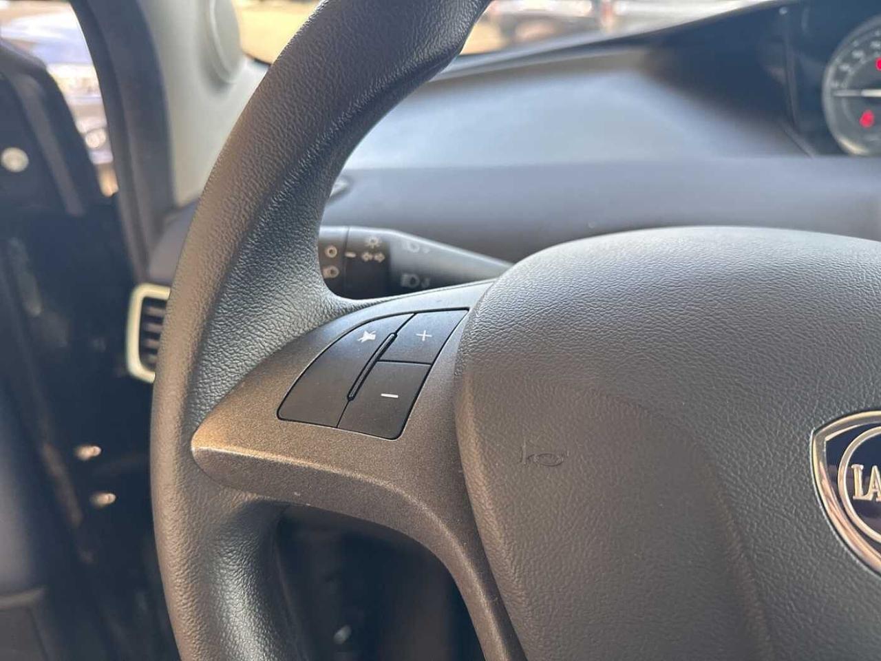 Lancia Lancia Ypsilon usata 12