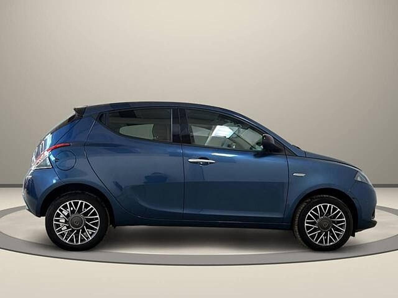 Lancia Lancia Ypsilon usata 24