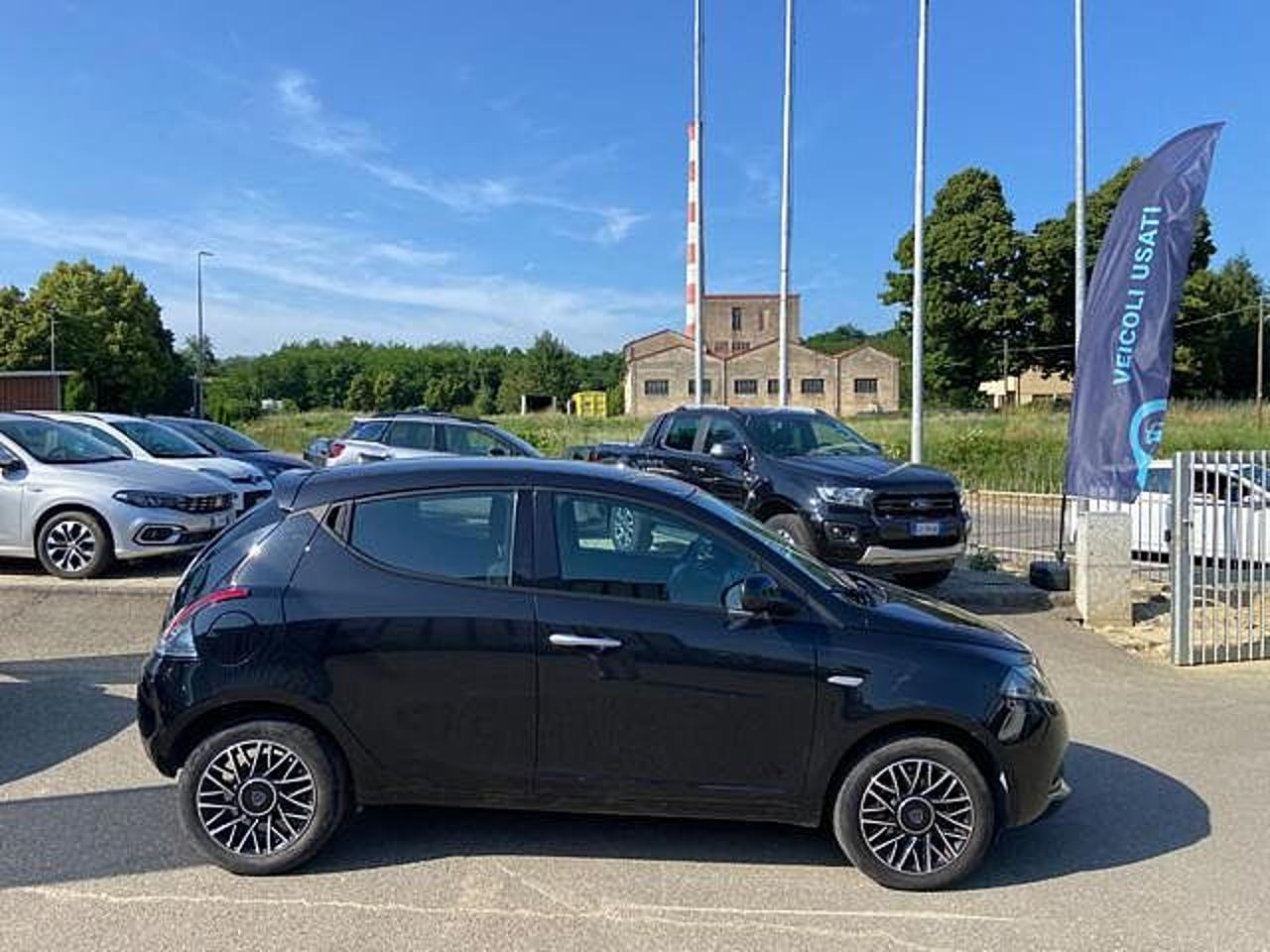 Lancia Lancia Ypsilon usata 24