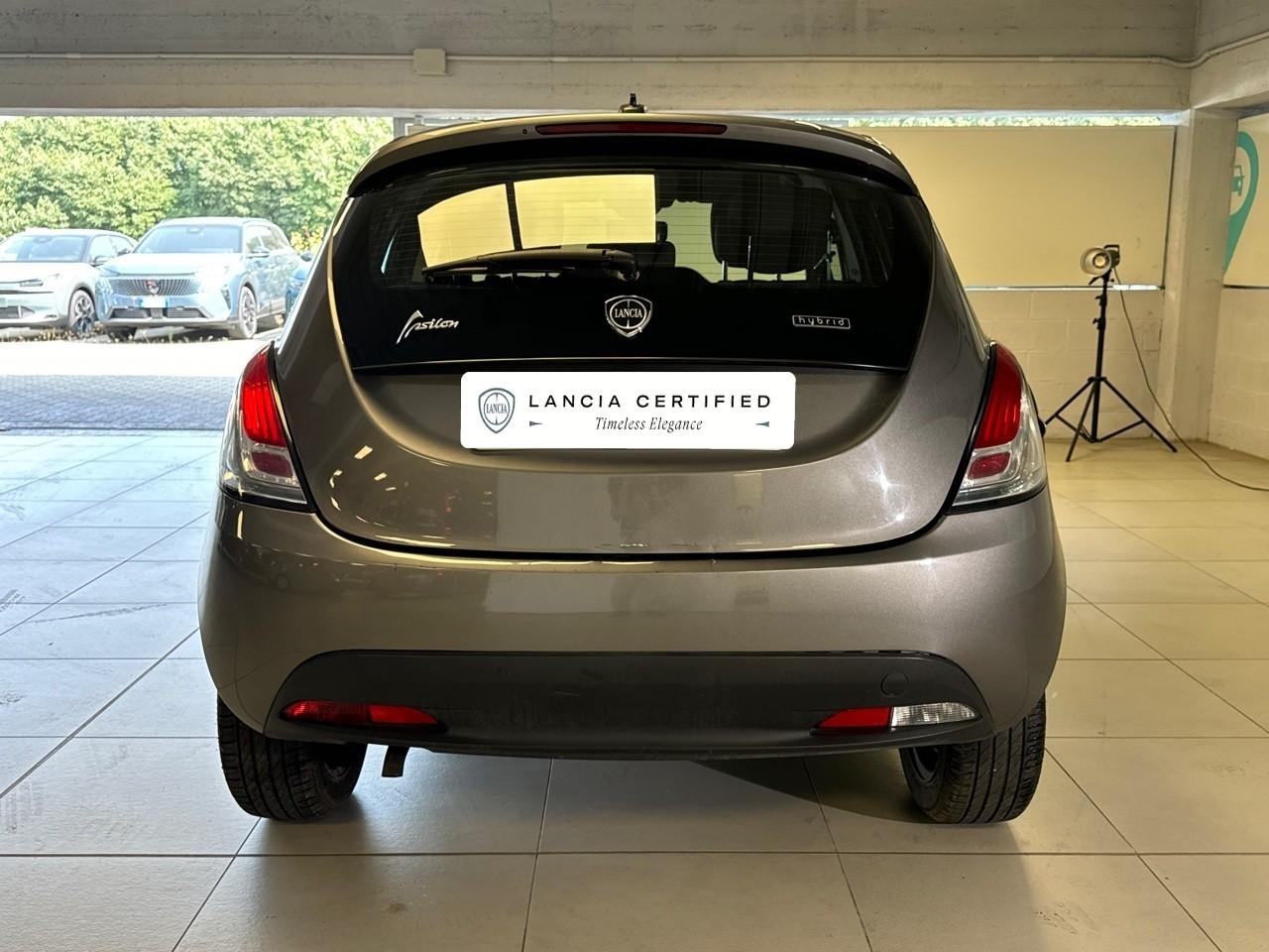 Lancia Lancia Ypsilon usata, con computer con consumo medio