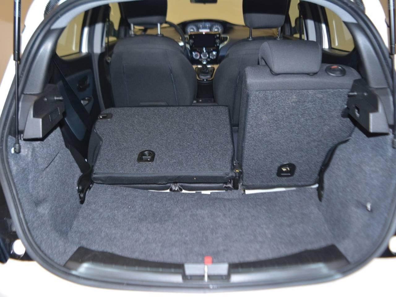 Lancia Lancia Ypsilon usata 6