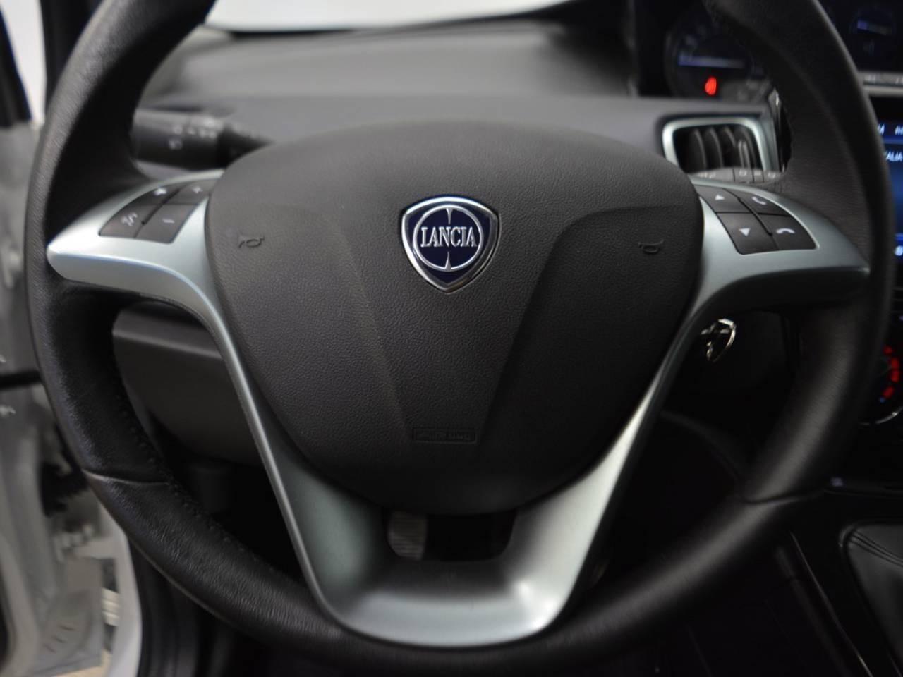 Lancia Lancia Ypsilon usata 8