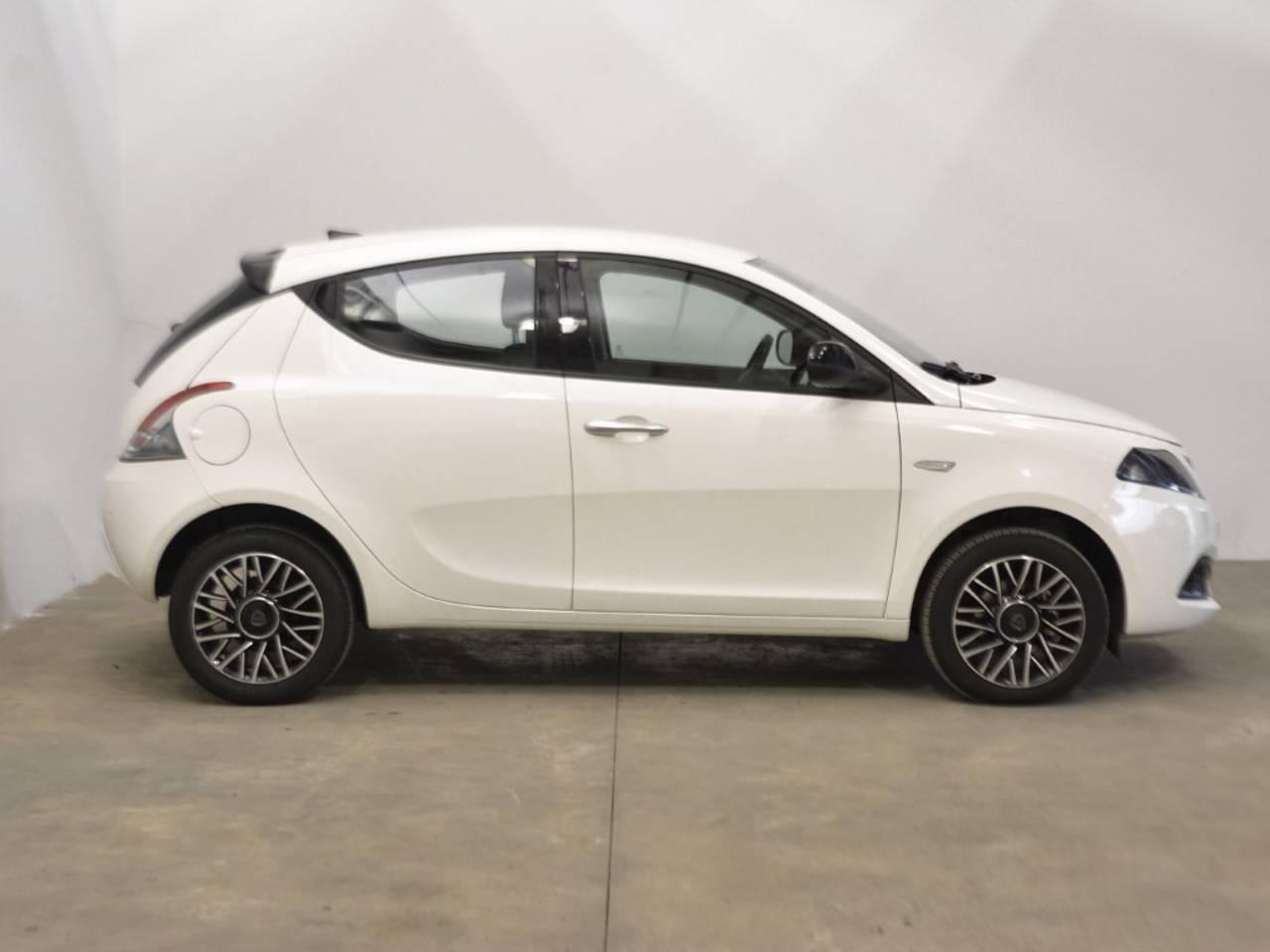 Lancia Lancia Ypsilon usata 16