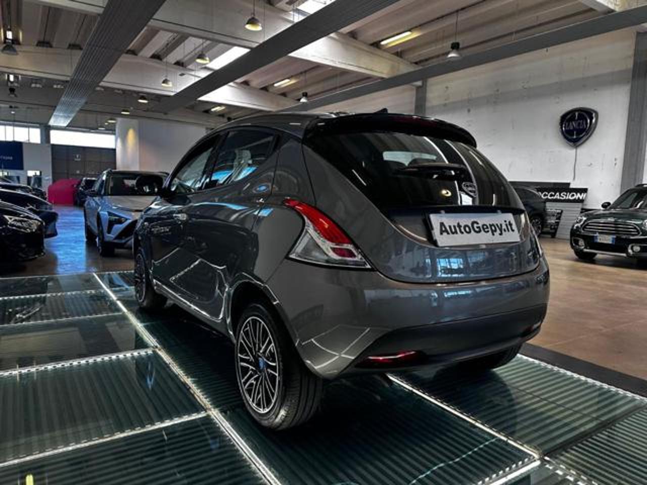 Lancia Lancia Ypsilon usata 12