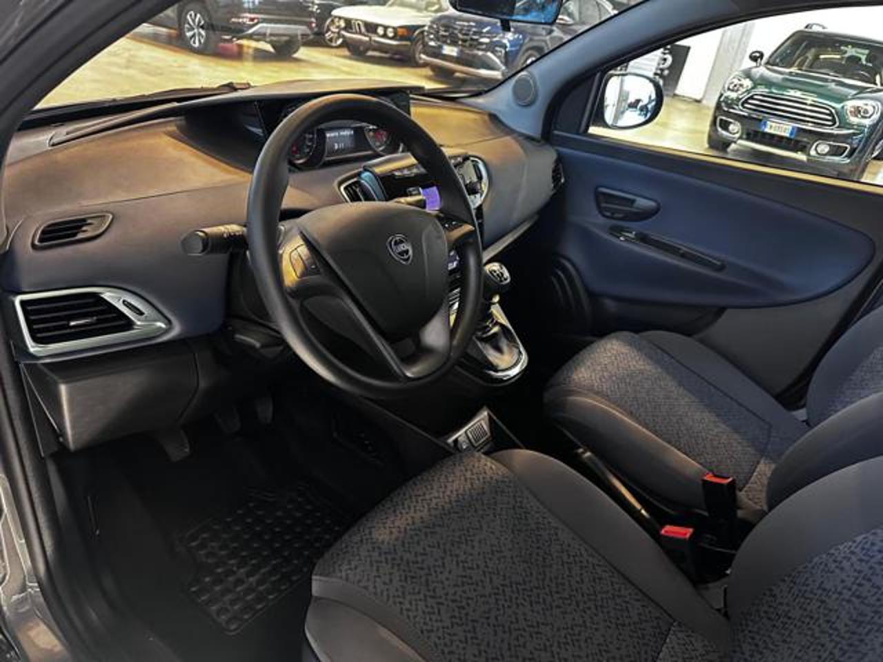 Lancia Lancia Ypsilon usata 16