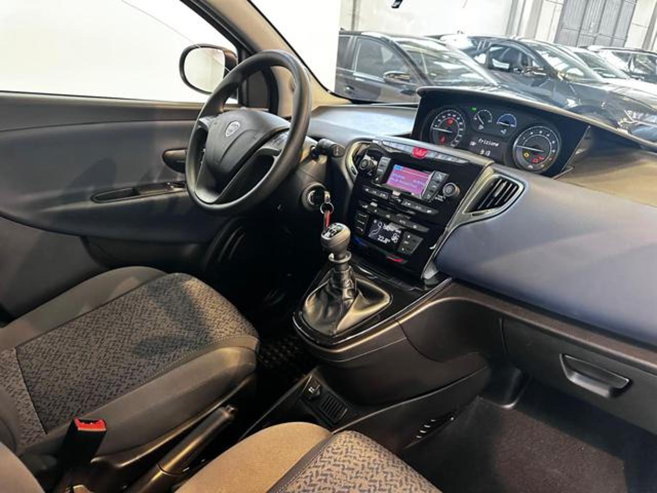 Lancia Lancia Ypsilon usata 17