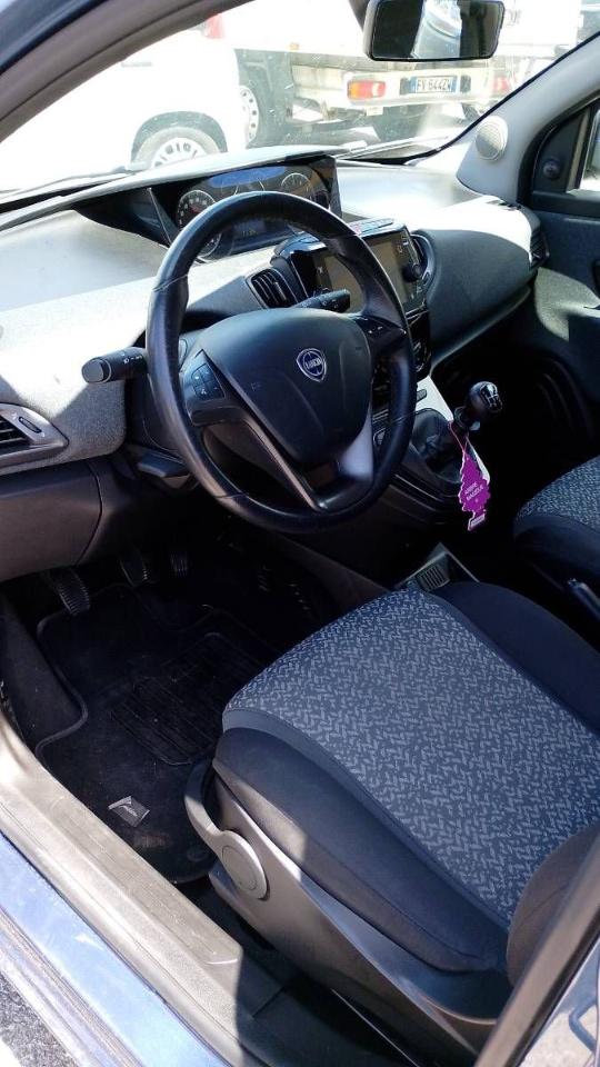 Lancia Lancia Ypsilon usata 17