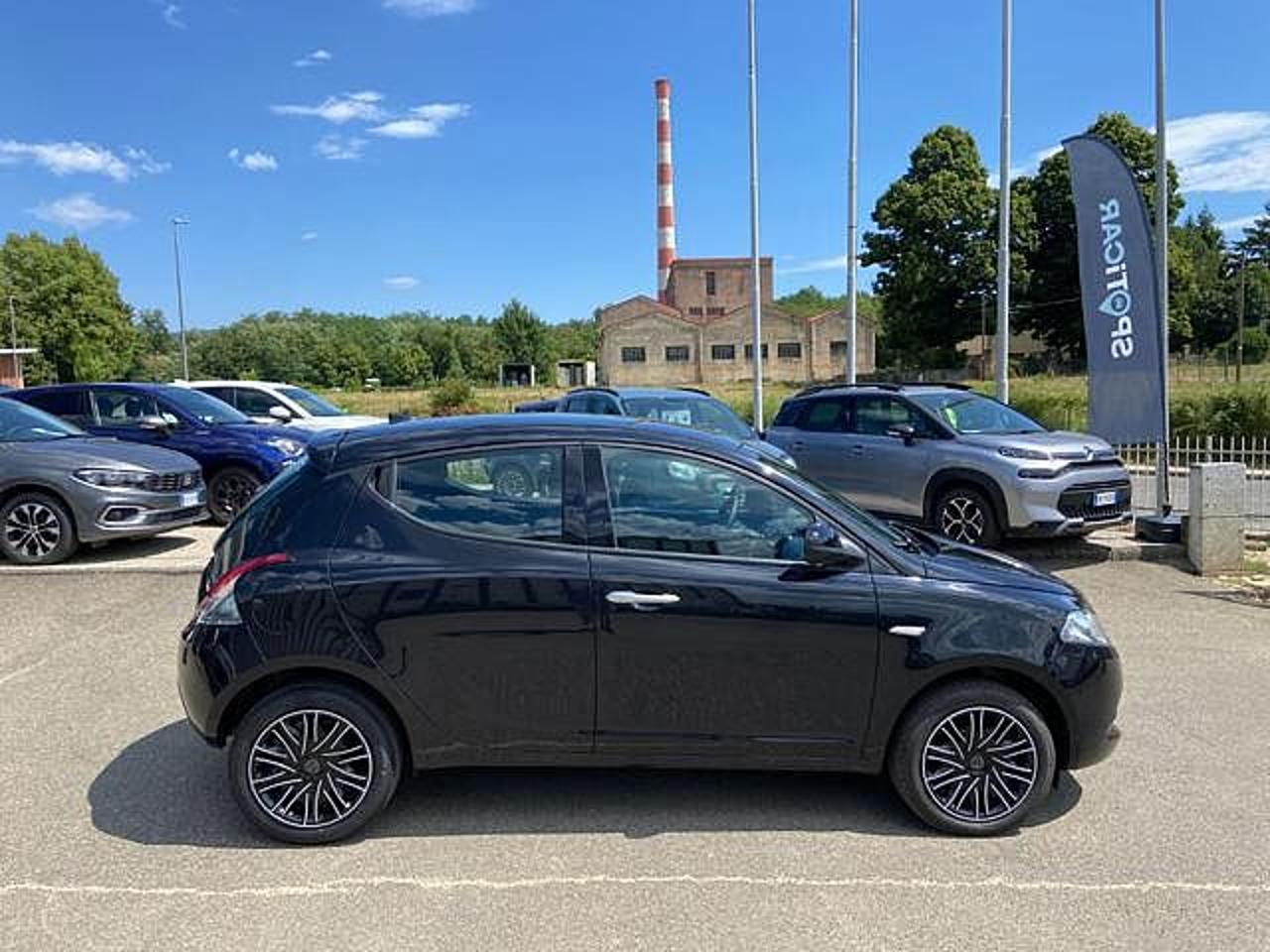 Lancia Lancia Ypsilon usata 24