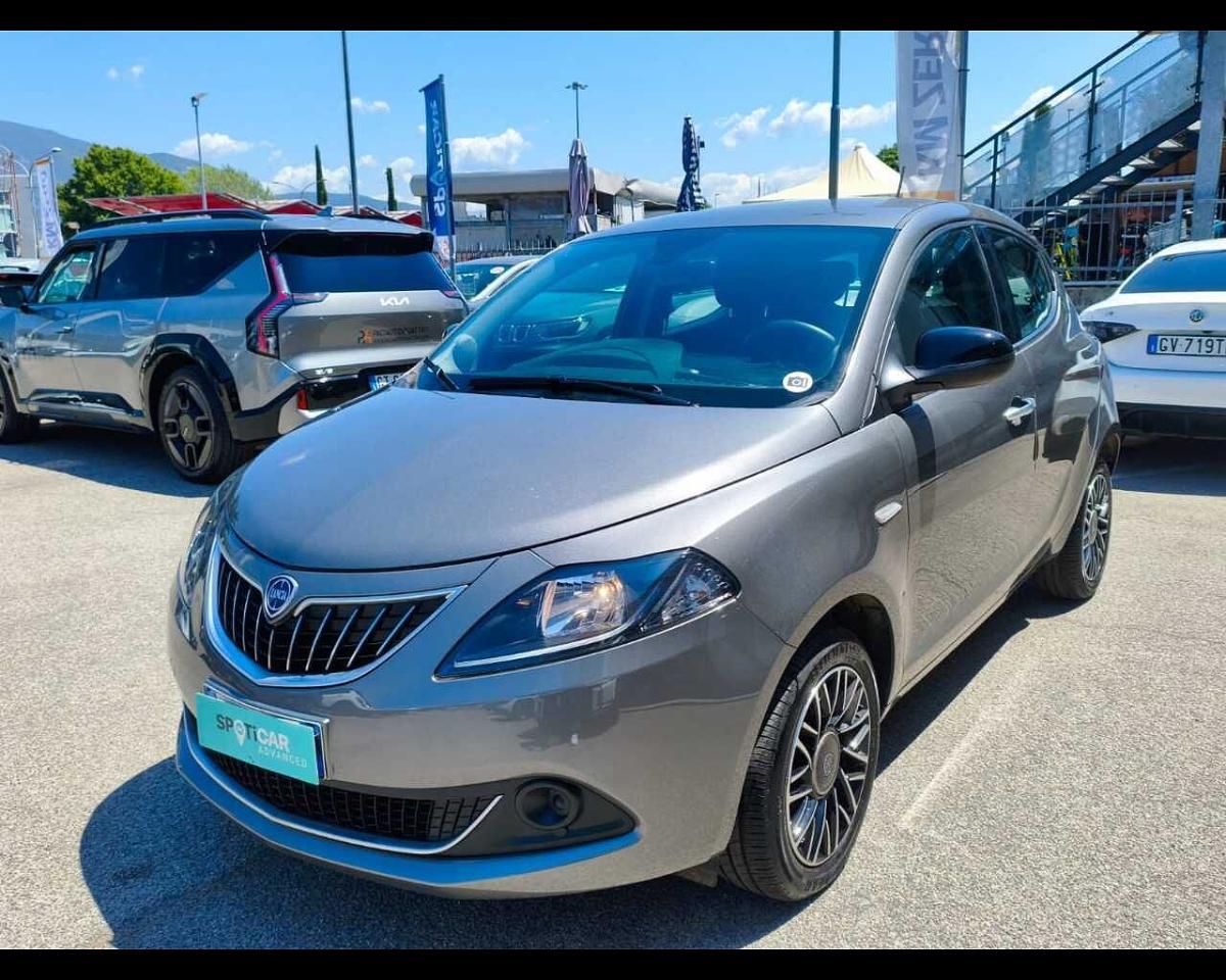 Lancia Lancia Ypsilon YPSILON 1.0 firefly hybrid Platino s&s 70cv