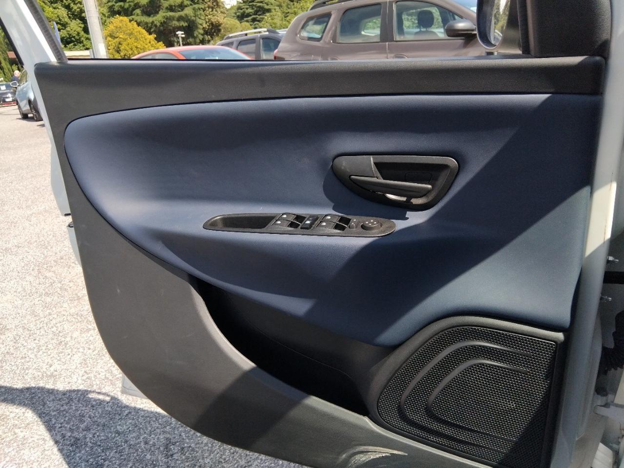Lancia Lancia Ypsilon usata 9