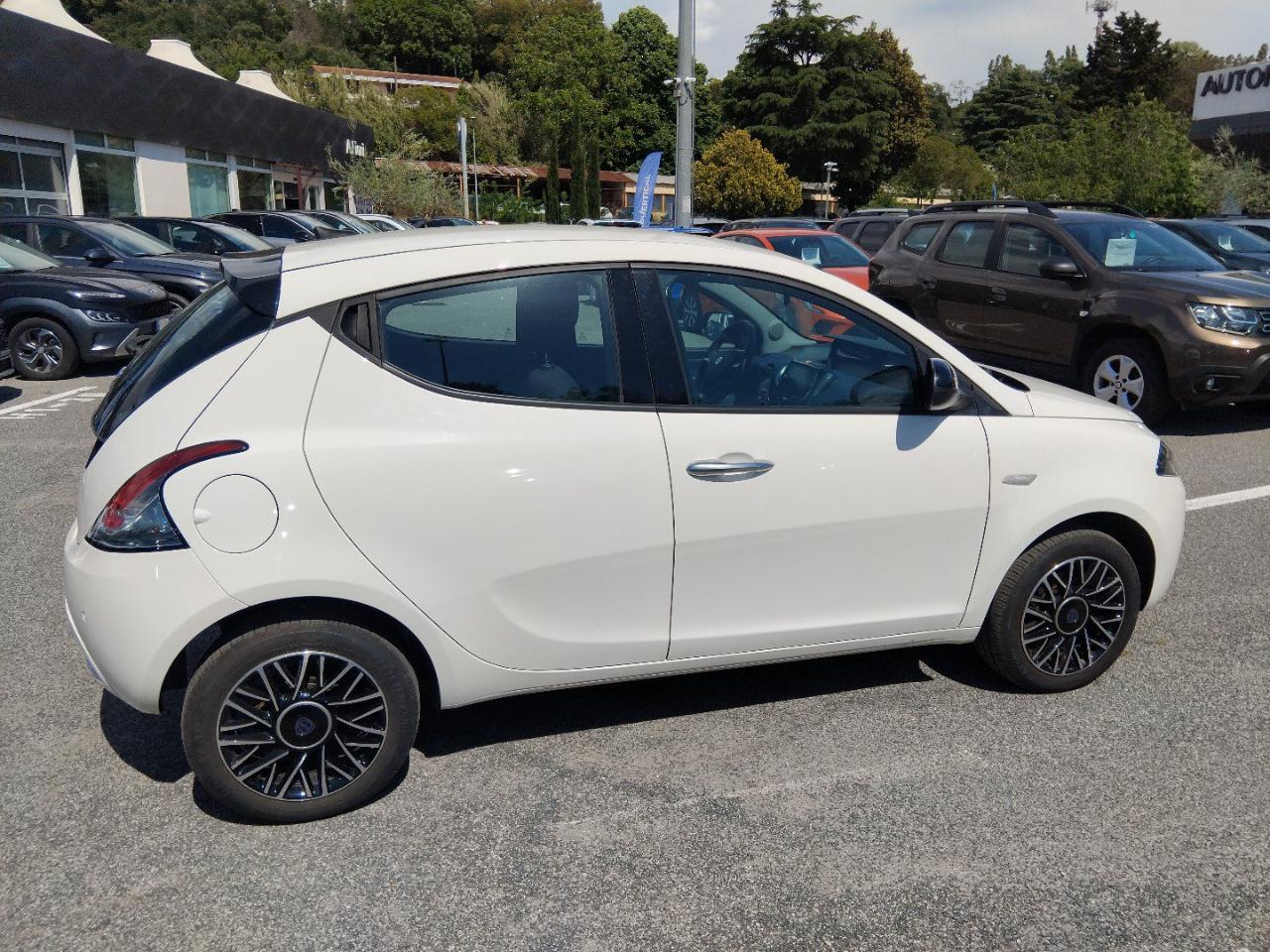 Lancia Lancia Ypsilon usata 14