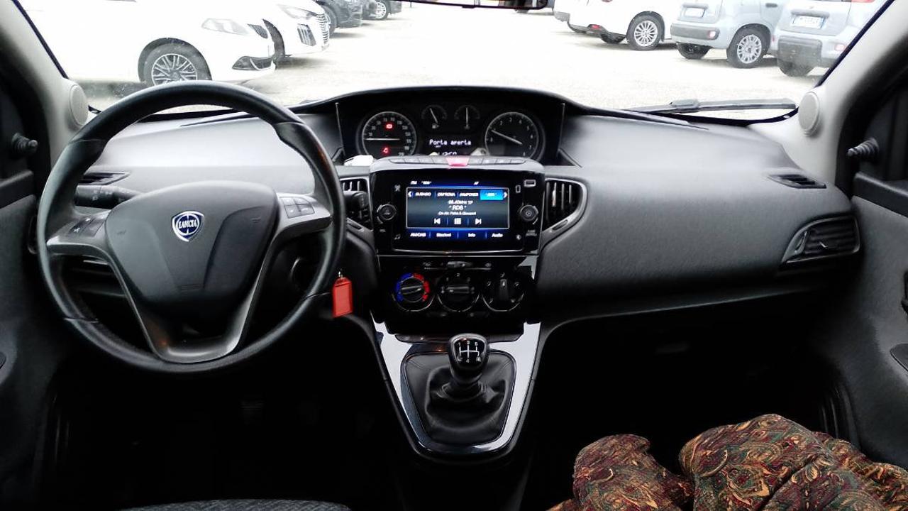 Lancia Lancia Ypsilon usata 11