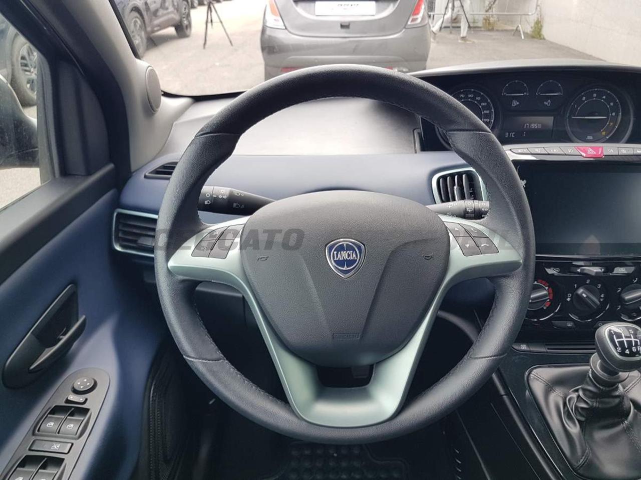 Lancia Lancia Ypsilon usata 13