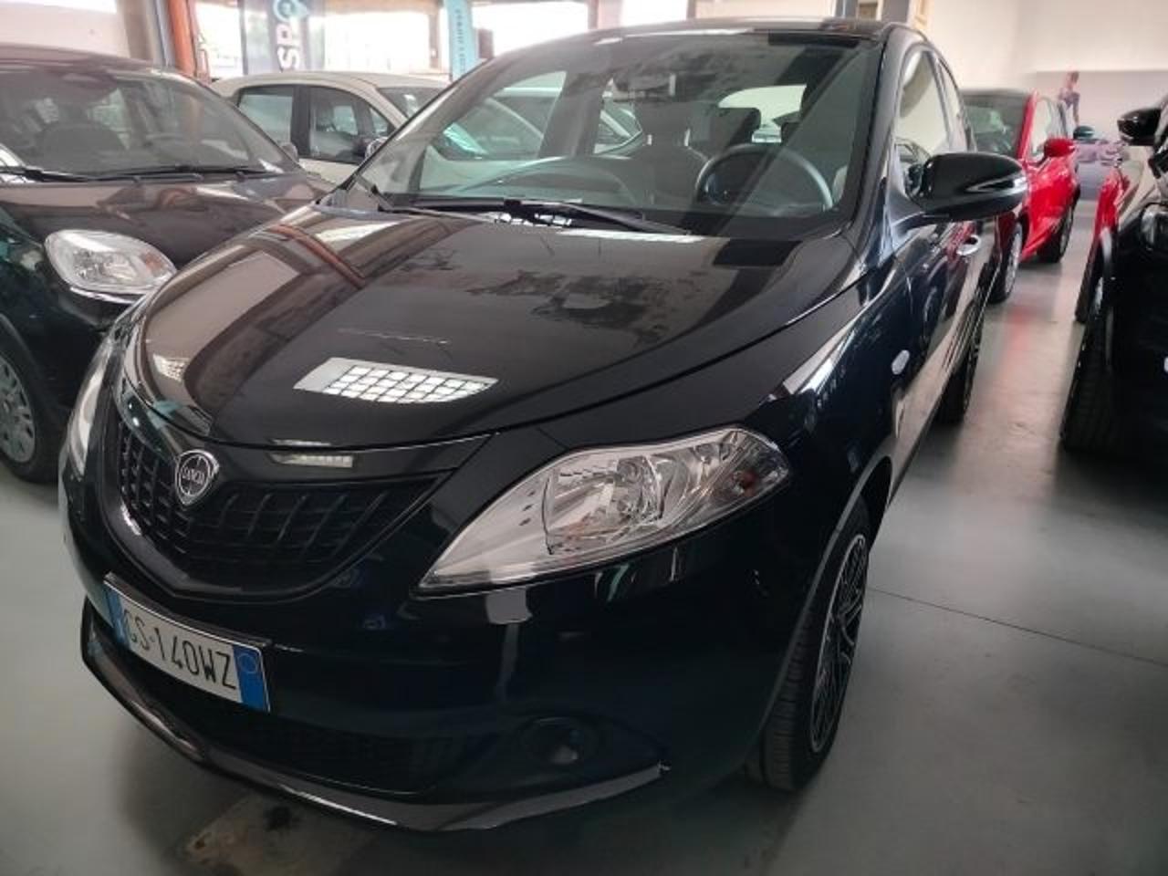 Lancia Lancia Ypsilon YPSILON 1.0 FireFly Hybrid Silver Plus PROMO