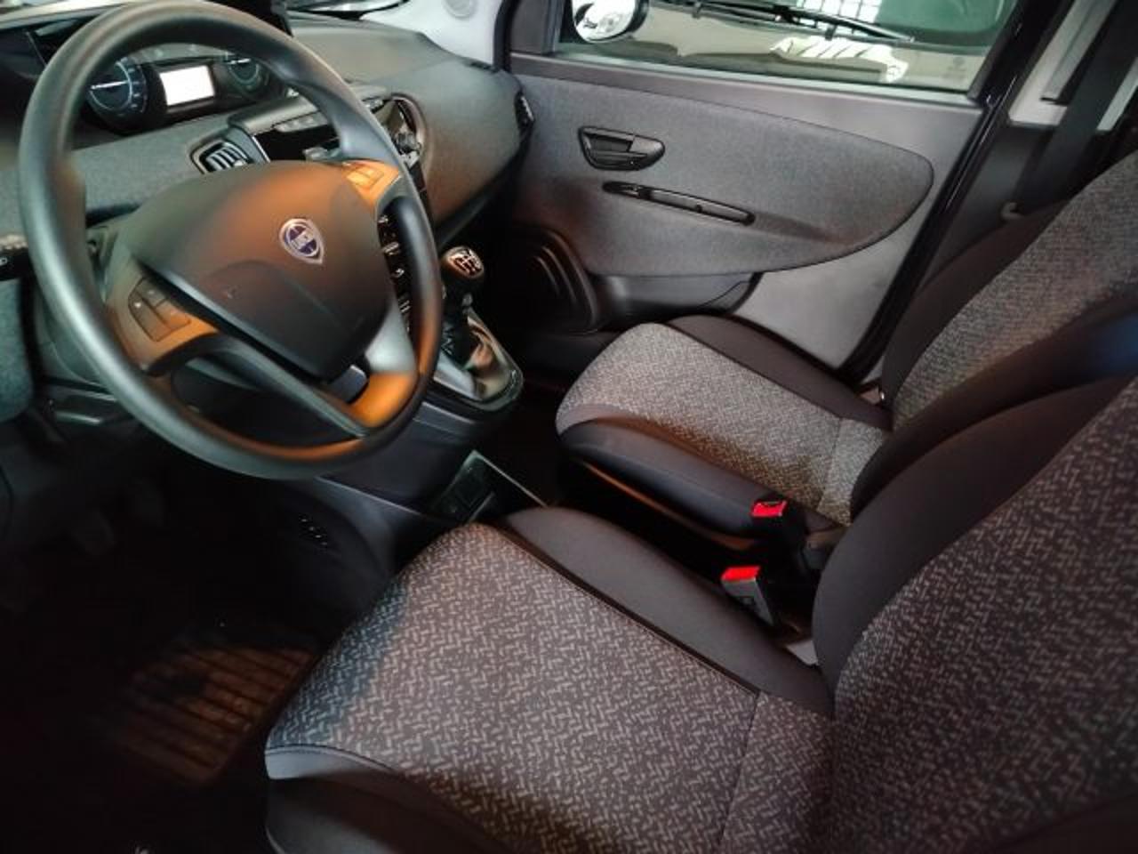 Lancia Lancia Ypsilon usata, con autoradio