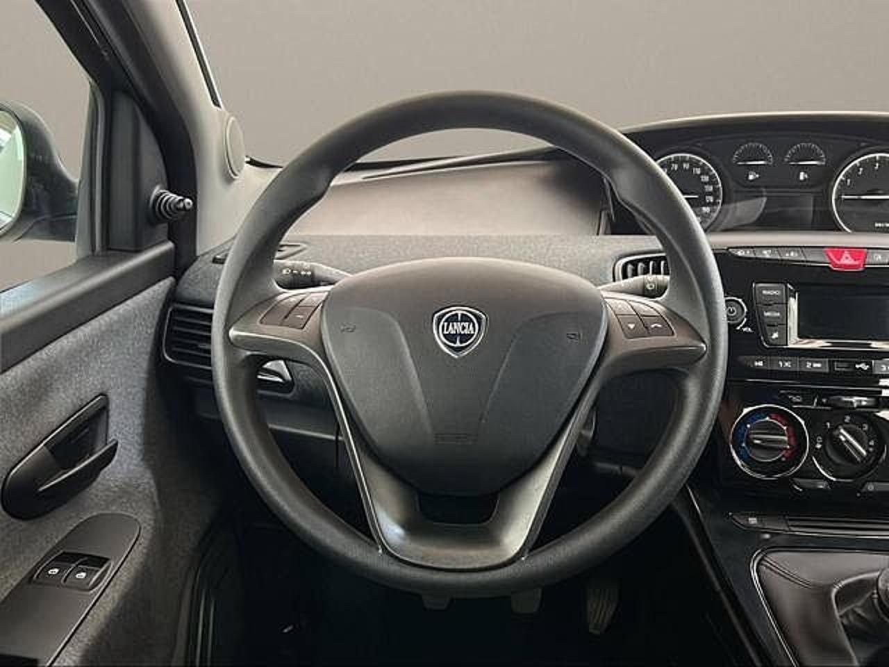 Lancia Lancia Ypsilon usata, con Nessun airbag