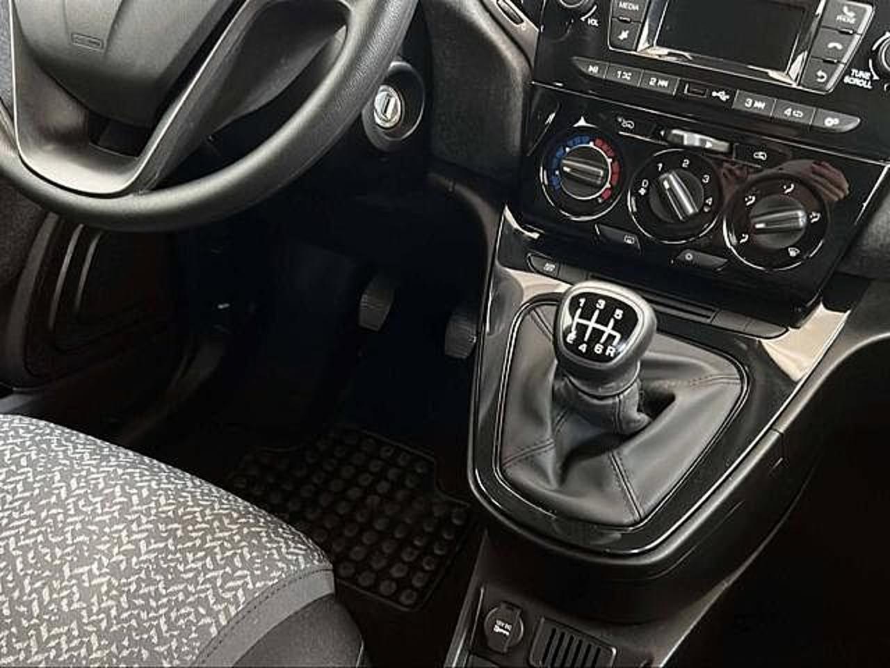 Lancia Lancia Ypsilon usata 13