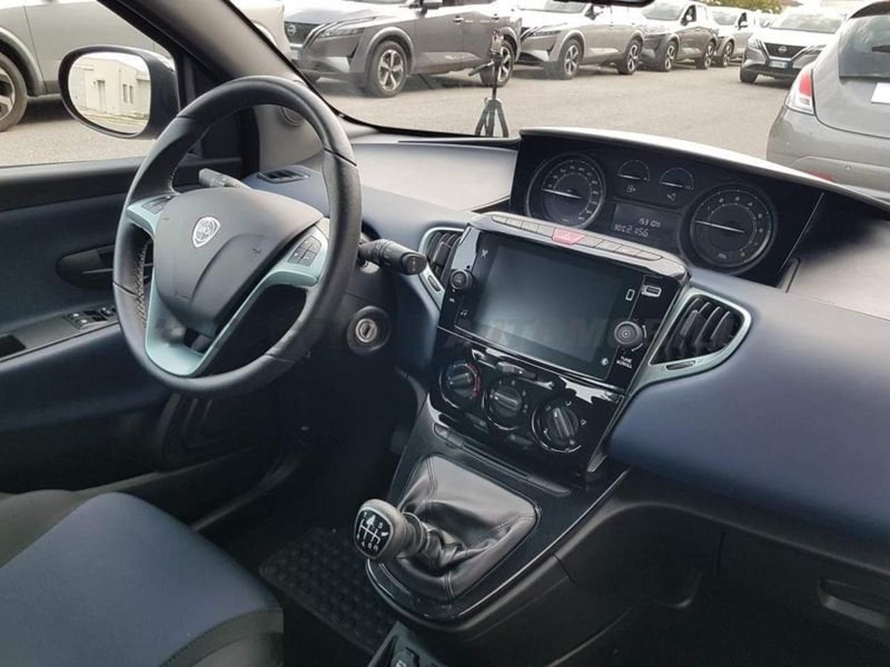 Lancia Lancia Ypsilon usata 21